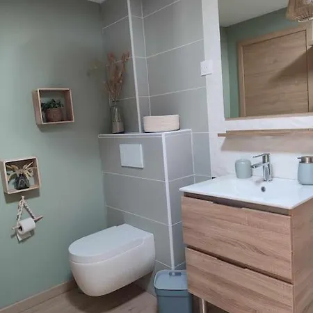 Prázdninový dům *charmant Cosy Entre Terre Et Mer*